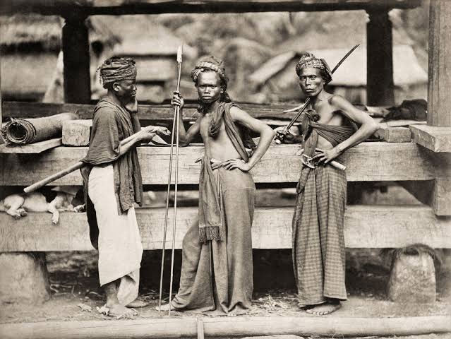 Sejarah & Penelitian